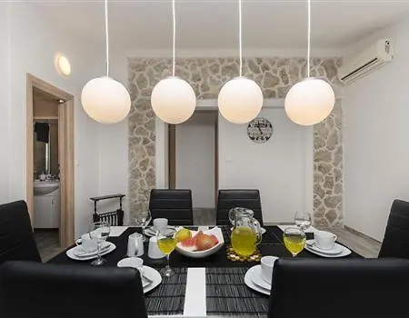 Guest house Holday Bita Vodice