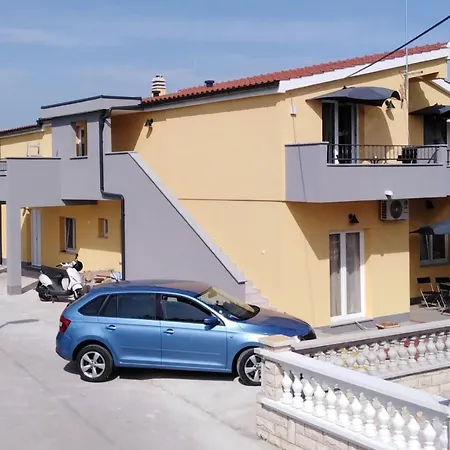 Guest house Holday Bita Vodice